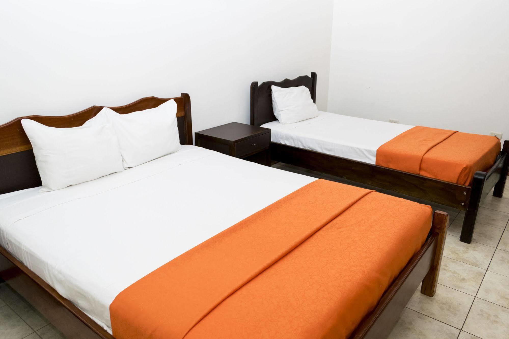 Hotel Puntarenas Beach Ngoại thất bức ảnh
